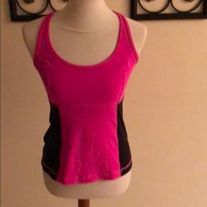 Lululemon tank top.